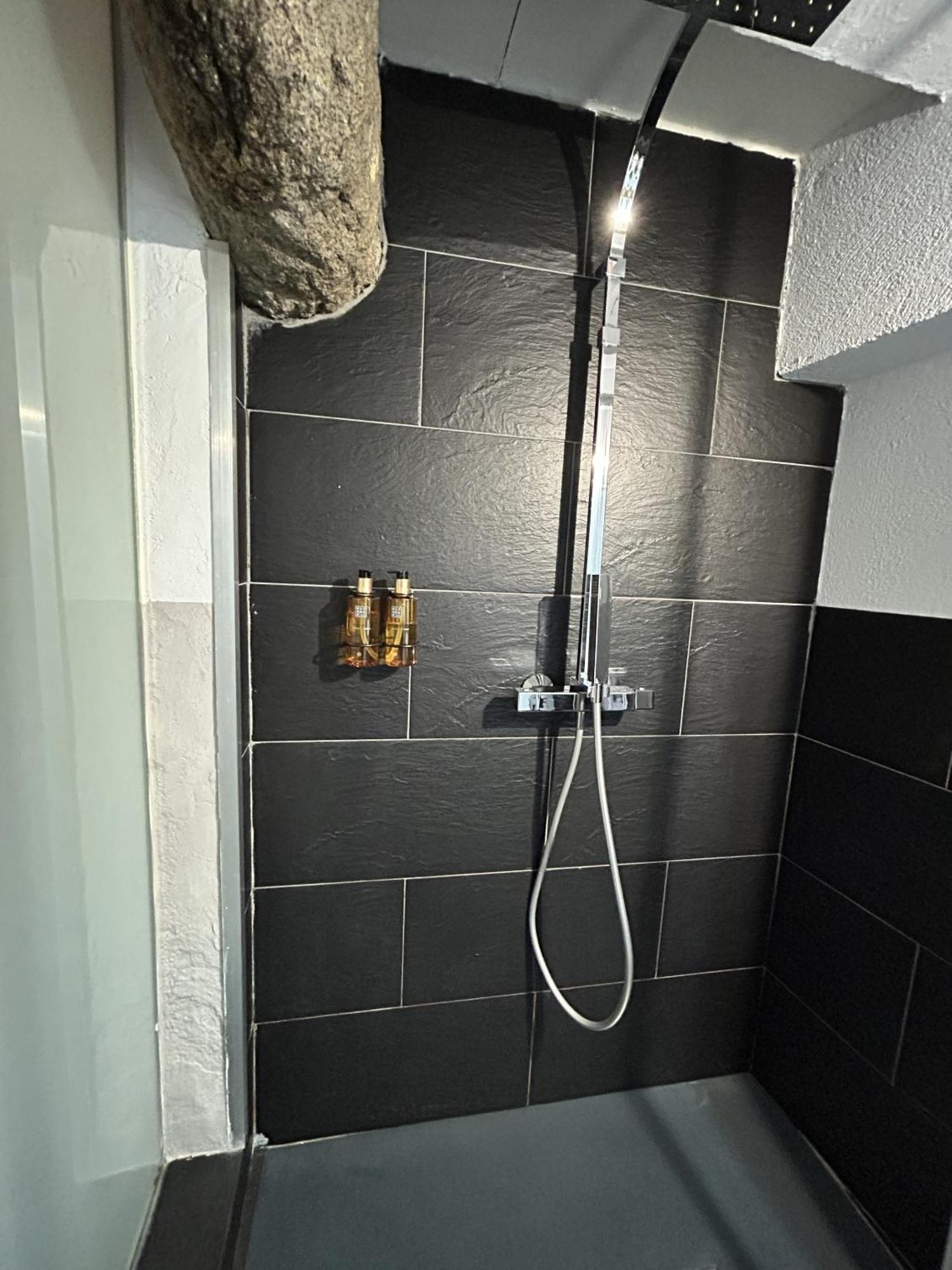 Mas Farner - Adults Only Bed & Breakfast Llivia Oda fotoğraf